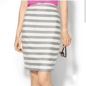 kate spade new york gray white Marit Stripe Pencil Skirt Size 2